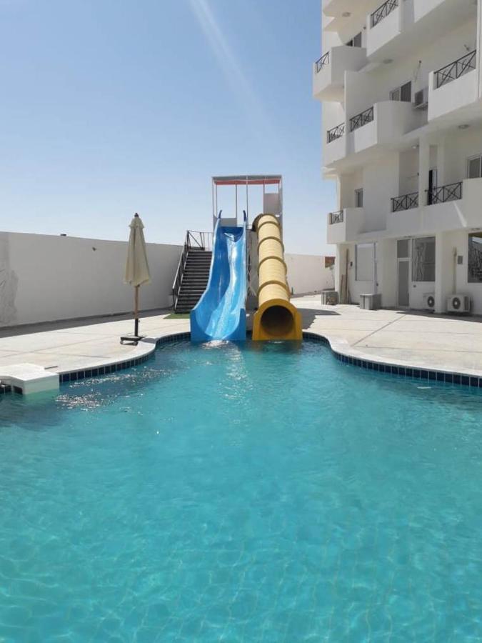 Apartment Taranto Near The Sea Redsealine Hurghada Bagian luar foto